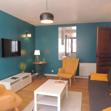 Jolie Maison 3 Etoiles Entierement Renovee * 푸라