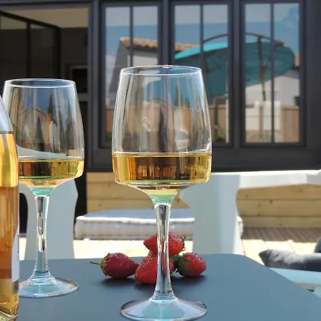 Jolie Maison 3 Etoiles Entierement Renovee *